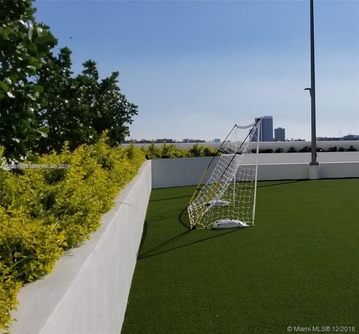 16385 Biscayne Blvd 1019, North Miami Beach, FL 33160