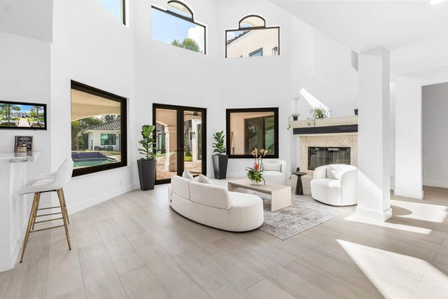 17600 E Fieldbrook Circle E, Boca Raton, FL 33496