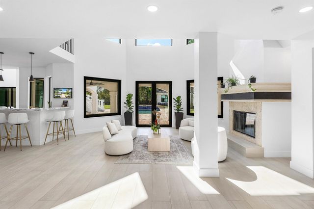 17600 E Fieldbrook Circle E, Boca Raton, FL 33496