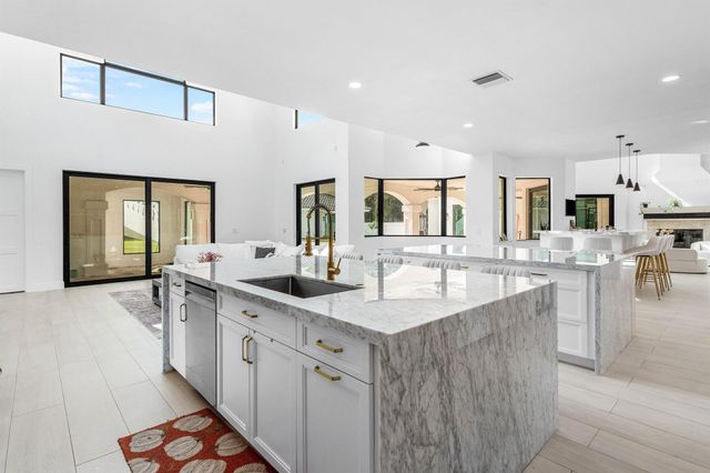 17600 E Fieldbrook Circle E, Boca Raton, FL 33496