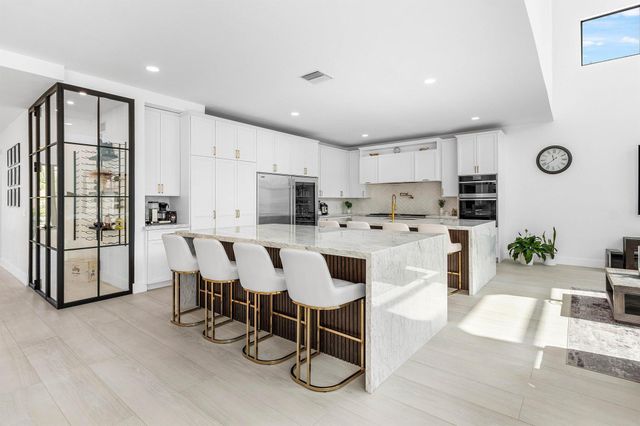 17600 E Fieldbrook Circle E, Boca Raton, FL 33496