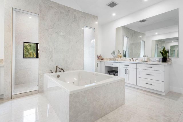 17600 E Fieldbrook Circle E, Boca Raton, FL 33496