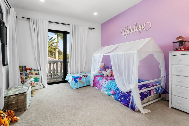 17600 E Fieldbrook Circle E, Boca Raton, FL 33496