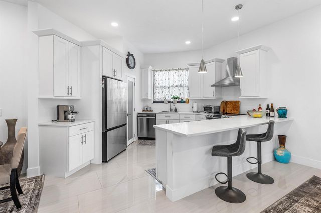 17600 E Fieldbrook Circle E, Boca Raton, FL 33496