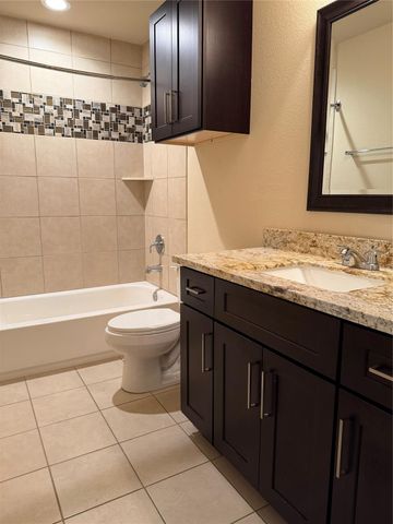 2942 Altoona Street 3, Houston, TX 77026