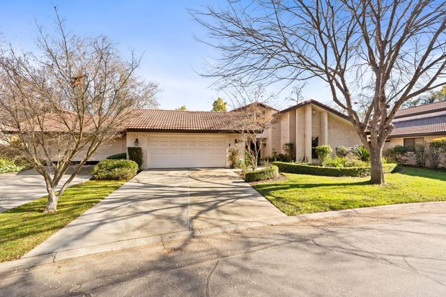5630 N El Adobe Drive, Fresno, CA 93711