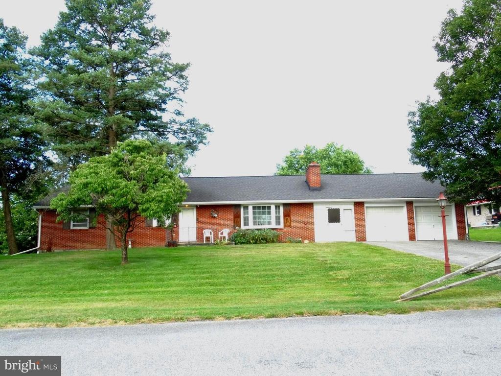 477 MADISON AVENUE, Chambersburg, PA 17202