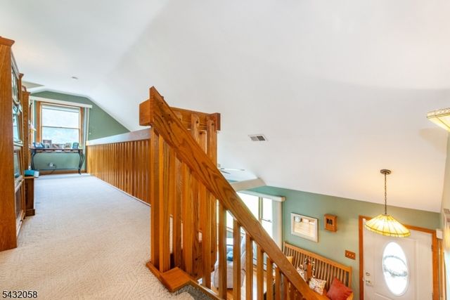 7 Mary St, Bloomingdale Boro, NJ 07403