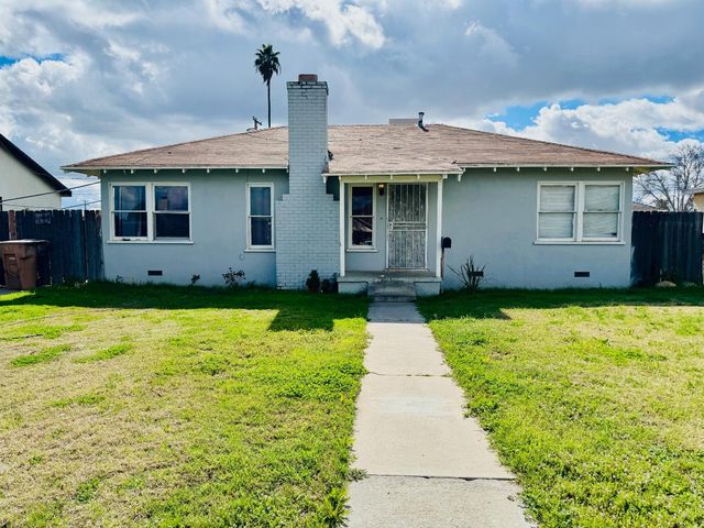 1807 Shamrock Way, Bakersfield, CA 93304