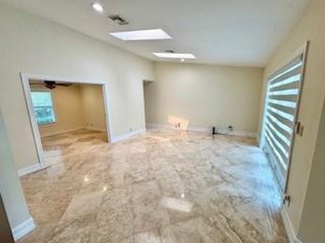 11999 Classic Drive, Coral Springs, FL 33071