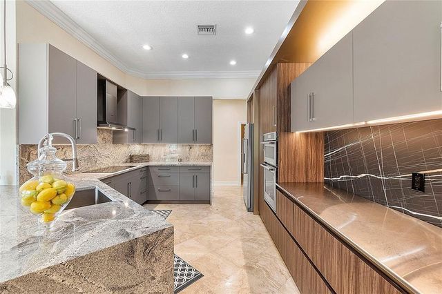 11999 Classic Drive, Coral Springs, FL 33071