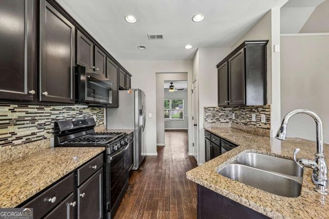 830 Rock Elm Drive, Auburn, GA 30011