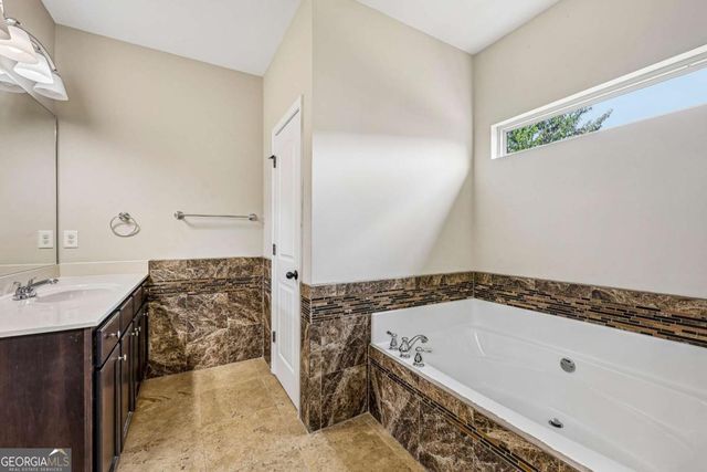 830 Rock Elm Drive, Auburn, GA 30011