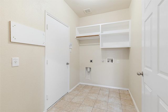 9750 Grassland Drive, Frisco, TX 75035