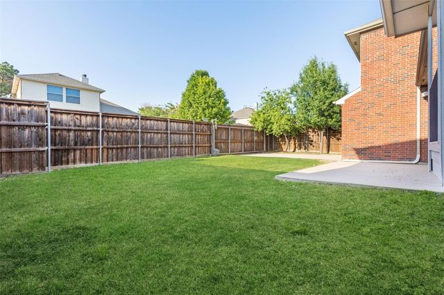 9750 Grassland Drive, Frisco, TX 75035