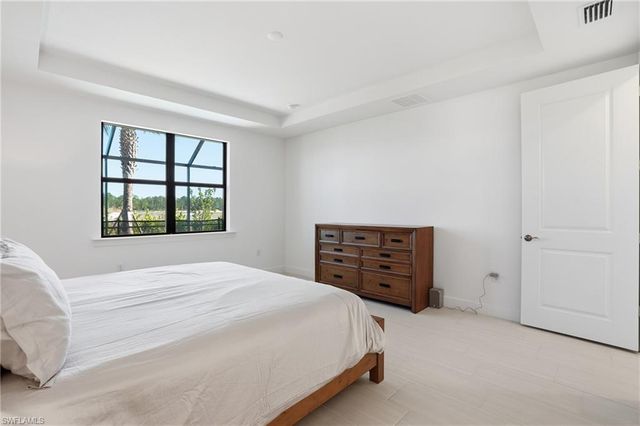 1954 Fresno AVE, Naples, FL 34120