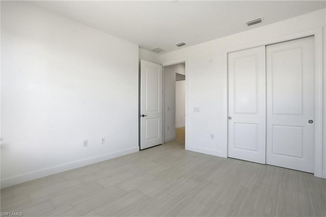 1954 Fresno AVE, Naples, FL 34120