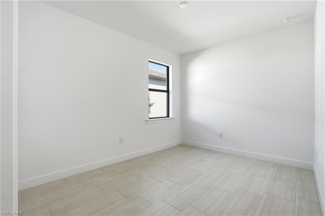 1954 Fresno AVE, Naples, FL 34120