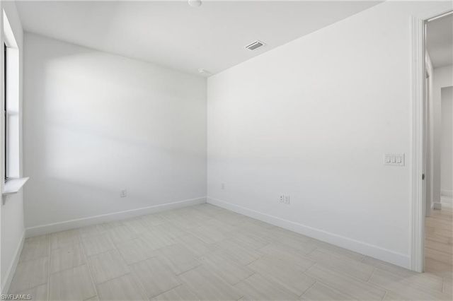 1954 Fresno AVE, Naples, FL 34120