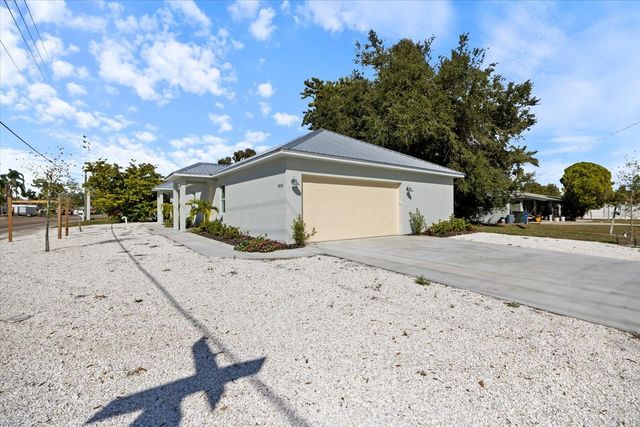 3525 MCINTOSH ROAD, Sarasota, FL 34232