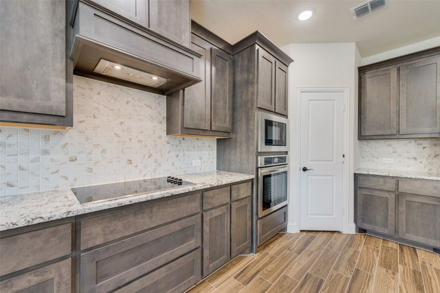 6517 Harwich Drive, Mesquite, TX 75181