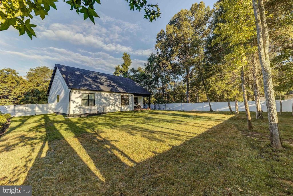 12190 POTOMAC VIEW DR, Newburg, MD 20664