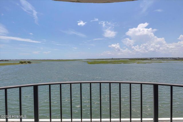 322 Causeway Drive Ste 407, Wrightsville Beach, NC 28480