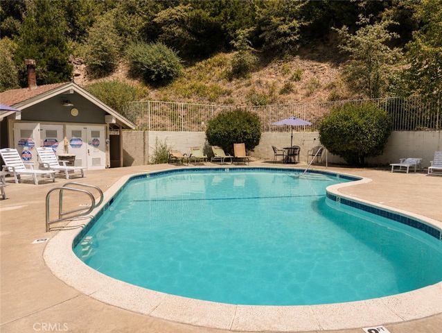 191 Kuffel Canyon, Lake Arrowhead, CA 92352