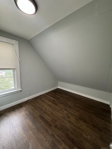 199 English Street 2, New Haven, CT 06513