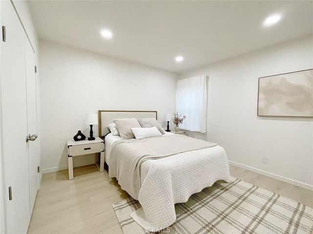 877 W Edna, Covina, CA 91722