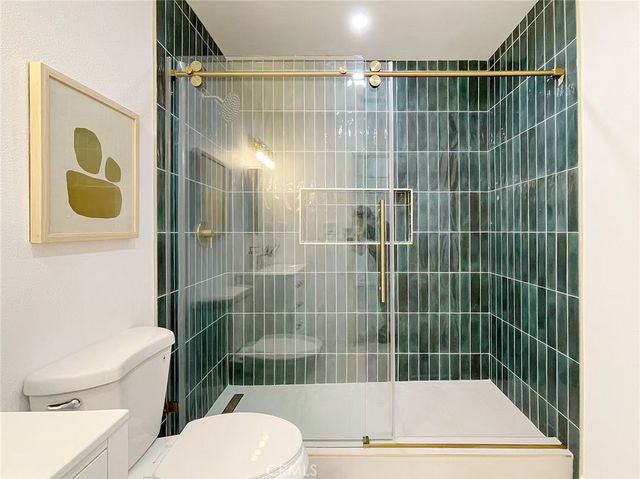 877 W Edna, Covina, CA 91722