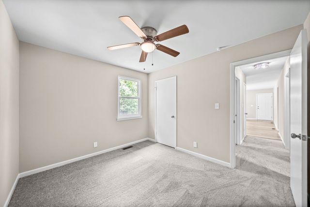 726 Needmore Rd, Clarksville, TN 37040