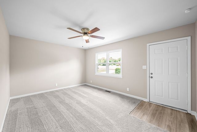 726 Needmore Rd, Clarksville, TN 37040