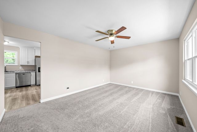 726 Needmore Rd, Clarksville, TN 37040