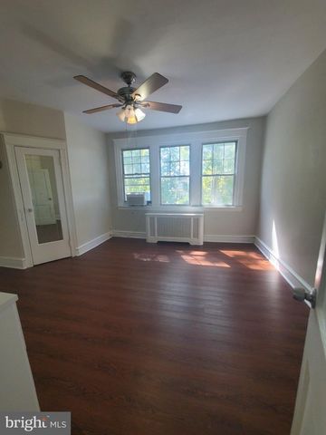 3511 OAKMONT ST, Philadelphia, PA 19136