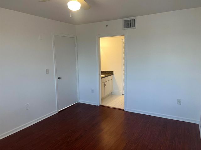 4840 N State Rd 7 6204, Coconut Creek, FL 33073
