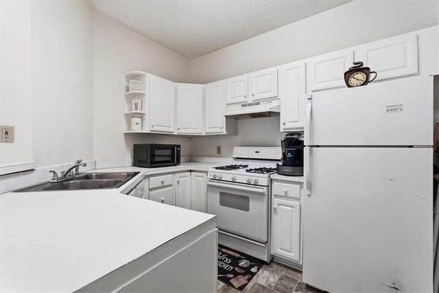 4379 Orchard Park Court, Stone Mountain, GA 30083