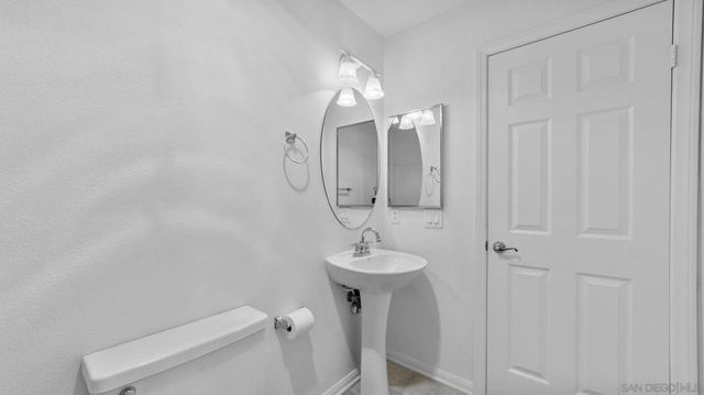 505 San Pasqual Valley 183, Escondido, CA 92027