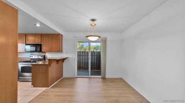 505 San Pasqual Valley 183, Escondido, CA 92027