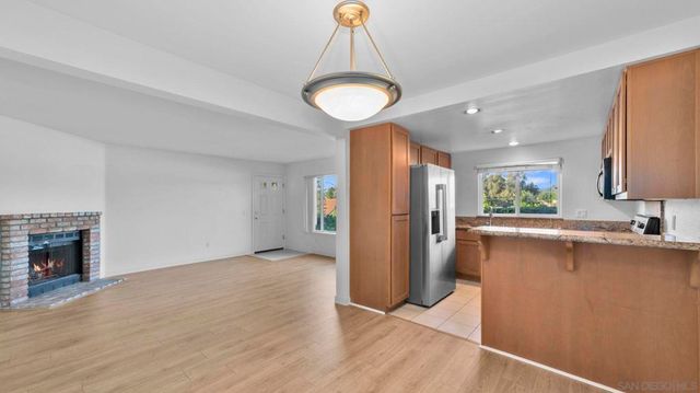 505 San Pasqual Valley 183, Escondido, CA 92027