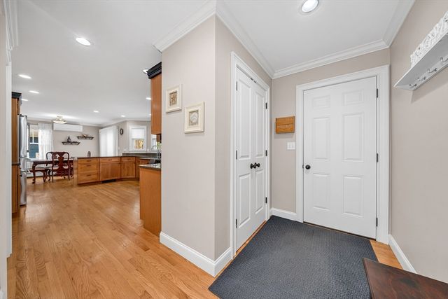 19 Kimball Ave, Ipswich, MA 01938