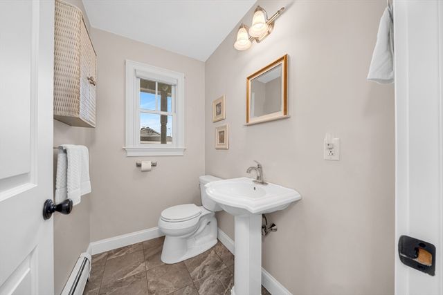 19 Kimball Ave, Ipswich, MA 01938