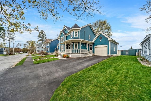 19 Kimball Ave, Ipswich, MA 01938