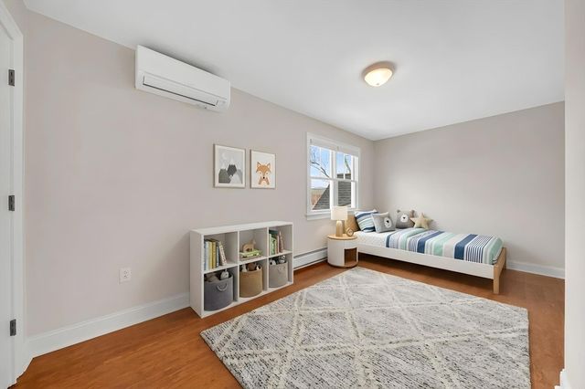 19 Kimball Ave, Ipswich, MA 01938