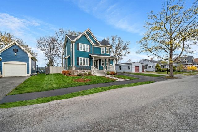 19 Kimball Ave, Ipswich, MA 01938