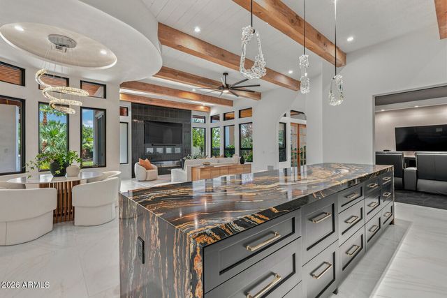 6700 E MALCOMB Drive, Paradise Valley, AZ 85253
