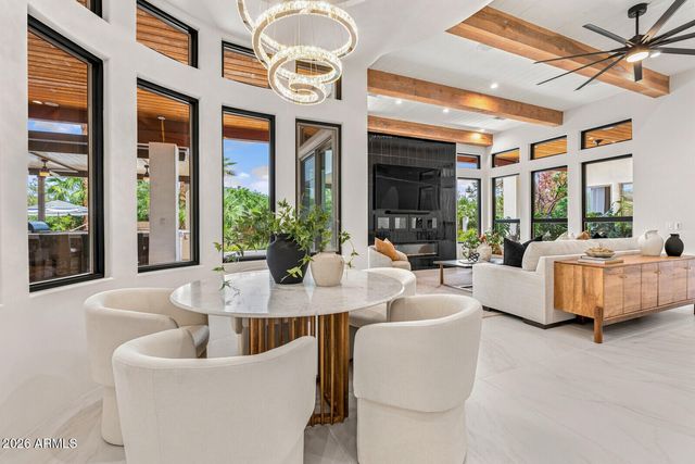 6700 E MALCOMB Drive, Paradise Valley, AZ 85253