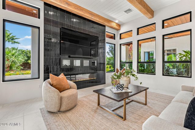 6700 E MALCOMB Drive, Paradise Valley, AZ 85253