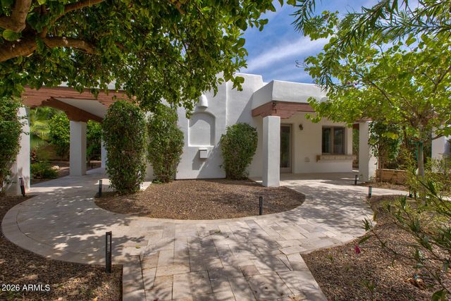 6700 E MALCOMB Drive, Paradise Valley, AZ 85253