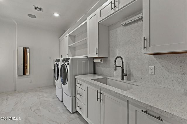 6700 E MALCOMB Drive, Paradise Valley, AZ 85253